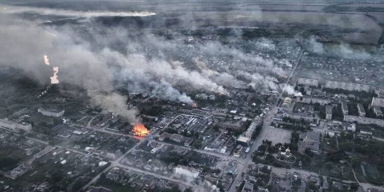 Rusia godet termocentralin në Kharkiv me 18 dronë, qyteti mbetet pa energji