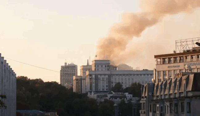 Rusia godet Kievin me dronë dhe raketa: të paktën 2 të vdekur, përfshirë një fëmijë