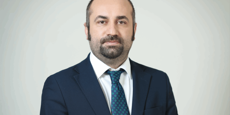 Krenar Xhaferi: “Po të isha si Hajrullah Çeku, nuk do të konkuroja në Prishtinë…”