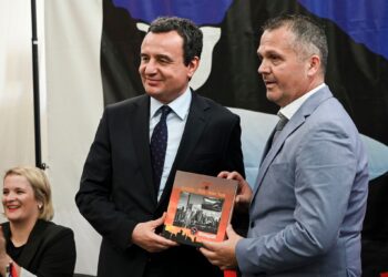 Kurti falënderon mërgatën në SHBA: “Hisedare historike në arritjet e Kosovës”