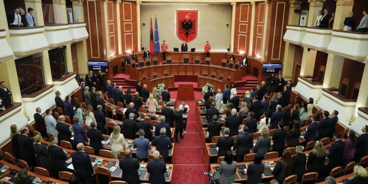 Javë vendimtare në Kuvend pas mandatimit të Ramës – Betimi i qeverisë pritet të premten
