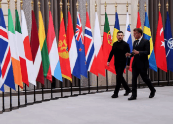 Aleatët e Ukrainës diskutojnë garancitë e sigurisë mes pasigurive të SHBA-së dhe Rusisë