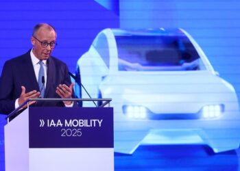 Merz kundër ndalimit të motorëve me djegie: BE-ja në qendër të debatit për industrinë e makinave