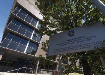 MAShTI: Prindërit nga Lugina e Preshevës, Maqedonia e Veriut, Shqipëria e diaspora shqiptare mund të aplikojnë për subvencionim të teksteve shkollore