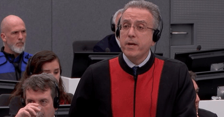 “Në Google e gjeni”: Avokati i Thaçit tallet me prokurorin për një fotografi të Thaçit me Demaçin