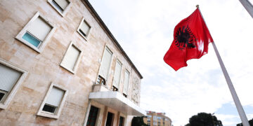 Qeveria vendos sot për shkarkimin e Erion Veliajt nga detyra e kryebashkiakut të Tiranës