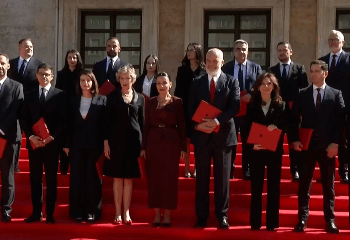 Qeveria “Rama 4” nis zyrtarisht detyrën, kabineti u betua para Presidentit Begaj