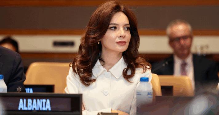 Kryediplomatja shqiptare: Çdo moskuptim i Kosovës me SHBA’në na shqetëson