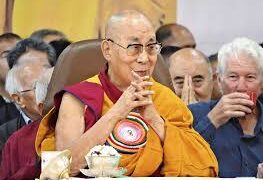 Loja e Rrezikshme e Pekinit në Tibet: Si Mund të Kthehet Mbrapsht Kontrolli i Trashëgimisë së Dalai Lamës