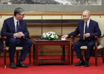 Takimi Vuçiç-Putin në Pekin: Bashkëpunim strategjik dhe projekte të përbashkëta