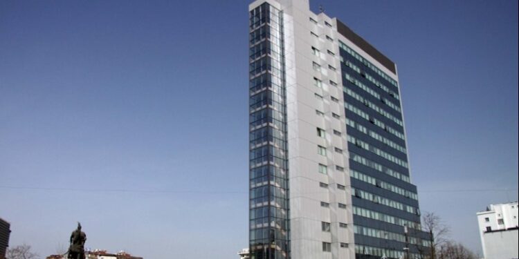 “300 mijë euro për Luginën, 50 mijë euro për familjen e Afrim Bunjakut” – Qeveria mban mbledhje, merr disa vendime