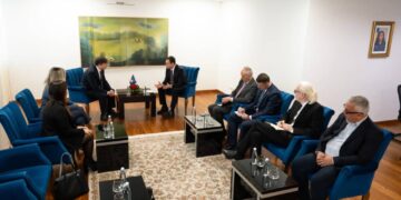 Kryeministri Kurti pret përfaqësuesit e kompanisë “Ericsson”, diskutohet për zgjerimin e bashkëpunimit dhe investimet në telekomunikacion