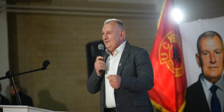 Shukri Buja pas takimit me qytetarë: “Përtej çdo parashikimi, fitorja është e jona”