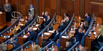 Basha e shpall të konstituuar Kuvendin e Kosovës