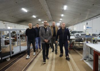 Arbër Ismajli zhvillon takim me bizneset në Malishevë