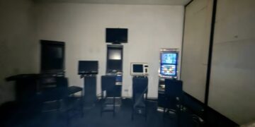 Policia e Kosovës godet rrjetin e bixhozit të paligjshëm në Vushtrri – sekuestron pajisje dhe materiale provuese