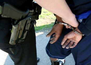 Dy sulme ndaj policëve në Pejë brenda ditës – arrestohen të dyshuarit