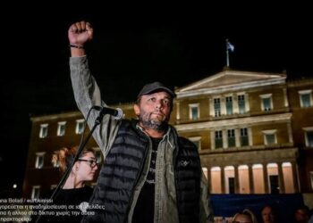 Emigranti shqiptar Pano Ruçi në grevë urie prej 17 ditësh para Parlamentit grek