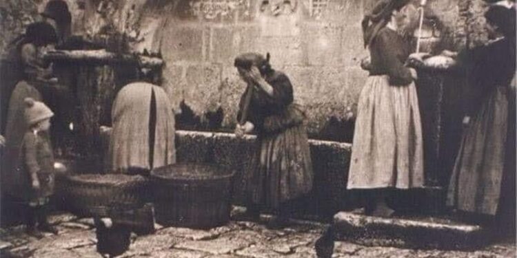 Zakonet e çuditshme të gjirokastritëve