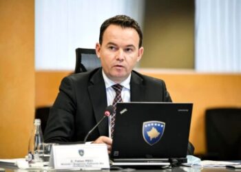 Faton Peci thotë se po ndiqet me pistoleta nga njerëz të PDK-së, por nuk ka paraqitur rast në Polici