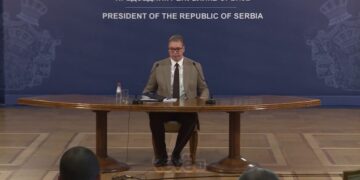 Vuçiq akuzon administratën e Trampit: Nuk mundën të durojnë forcimin e ndikimit serb