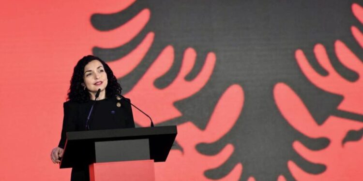 Osmani mbështet protestën në Tiranë: Lufta e UÇK-së ishte e drejtë, Serbia ishte agresorja