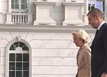 Ursula von der Leyen në Shkup dhe Prishtinë: “Keni punë për të kryer, pastaj mund të flasim”