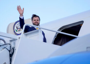 Nënpresidenti Vance udhëton drejt Izraelit për të “parë si po ecën” armëpushimi në Gaza