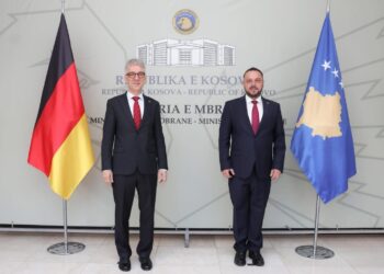 Maqedonci takon ambasadorin gjerman: FSK-ja po forcohet, Gjermania mbetet aleat kyç në siguri