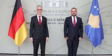 Maqedonci takon ambasadorin gjerman: FSK-ja po forcohet, Gjermania mbetet aleat kyç në siguri