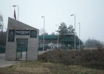 Alarm në Kosovë — Serbia dyshohet të regjistrojë çdo kazermë dhe institucion të sigurisë