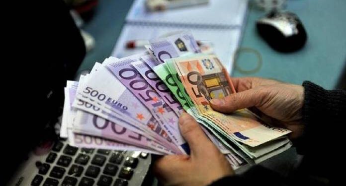 ​Paga minimale nga janari pritet të jetë 500 euro