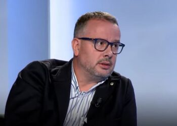 Kajtazi: Kosova i ka dy armiq të mëdhenj — Serbinë të përhershme dhe Albin Kurtin të përkohshëm