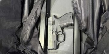 Arrestohet në Aeroportin e Prishtinës një pasagjere me armë zjarri në bagazh