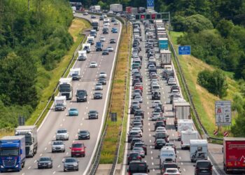 Trafik i rënduar pritet këtë fundjavë në autostradat gjermane për shkak të pushimeve dhe festave