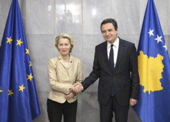 Kurti kërkon nga Komisioni Evropian dorëzimin e pyetësorit për anëtarësim dhe statusin e vendit kandidat për Kosovën