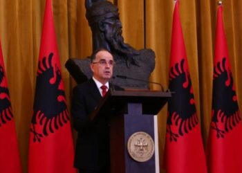 Komisioni i Ligjeve shqyrton kërkesën e PD-së për shkarkimin e Presidentit Begaj