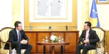 Basha dhe Kurti diskutojnë për formimin e institucioneve të reja pas seancës konstituive
