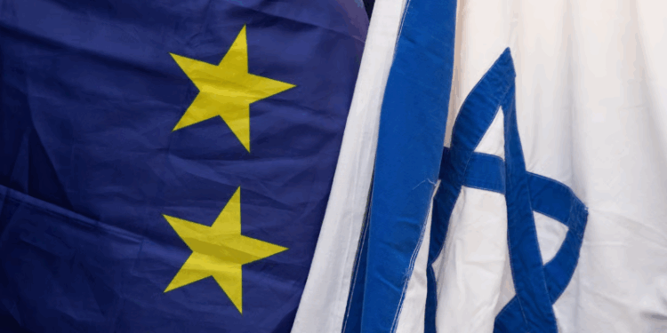 Bashkimi Evropian kërkon mbrojtjen e shtetësisë palestineze në bisedimet me Trump