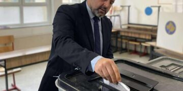 Bekë Berisha fton qytetarët e Prishtinës të votojnë masivisht