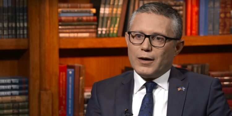 Ramadani: S’do të ketë as koalicion, as korruptim të deputetëve — Kosovën e pret krizë e thellë politike