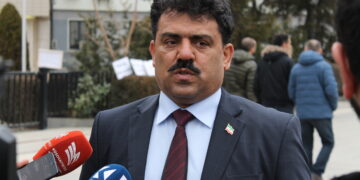 Ish-deputeti Danush Ademi sulmohet në ditën e zgjedhjeve në Ferizaj