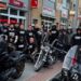 Motoristët defilues arrijnë afër Hagës, Haradinaj: Bubullima do të dëgjohet në çelit e çlirimtarëve