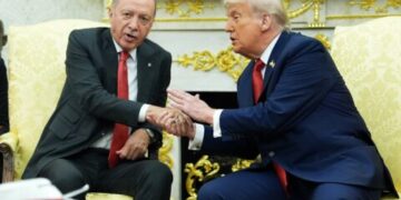 Erdogan falënderon Trumpin për “vullnetin e nevojshëm politik” pas marrëveshjes së armëpushimit në Gaza