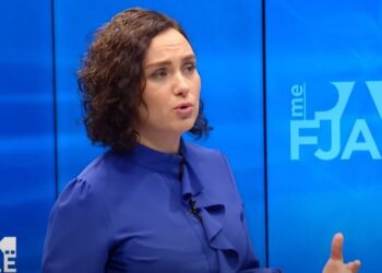 Fatjona Mejdini: Gazetaria në Shqipëri e kapur nga politika dhe krimi i organizuar