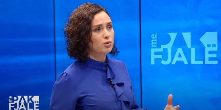 Fatjona Mejdini: Gazetaria në Shqipëri e kapur nga politika dhe krimi i organizuar