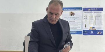 Fatmir Limaj fton qytetarët të votojnë për përmirësimin e jetës në komunat e tyre