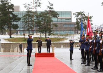 Komandanti i FSK-së priti Shefin e Mbrojtjes së Turqisë