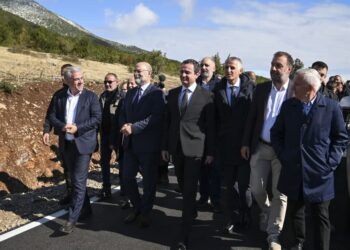 Përurohet rruga ndërkufitare Gorozhup-Pogaj: Investim mbi 1 milion euro që lidh Kosovën me Shqipërinë
