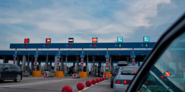 Policia gjermane sqaron: Qytetarët e Kosovës dhe vendeve të rajonit nuk mund të përdorin korsitë për pasagjerët e BE-së